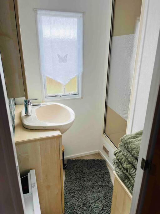 Chalet Dans La Foret Proche Disney La Houssaye-en-Brie Ngoại thất bức ảnh